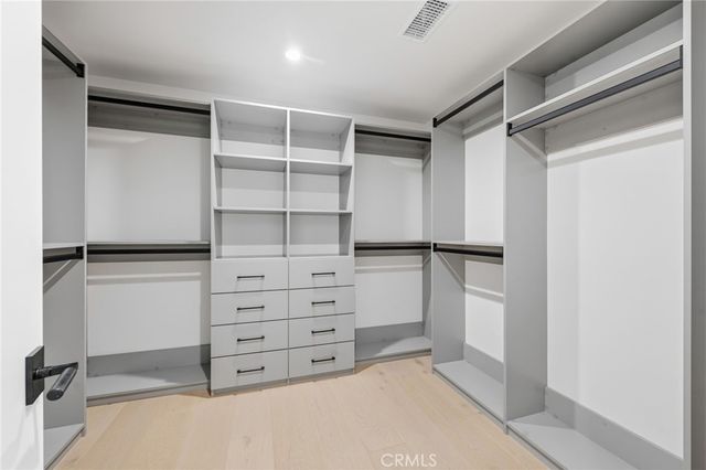 8400 White Oak, Sherwood Forest, CA 91325