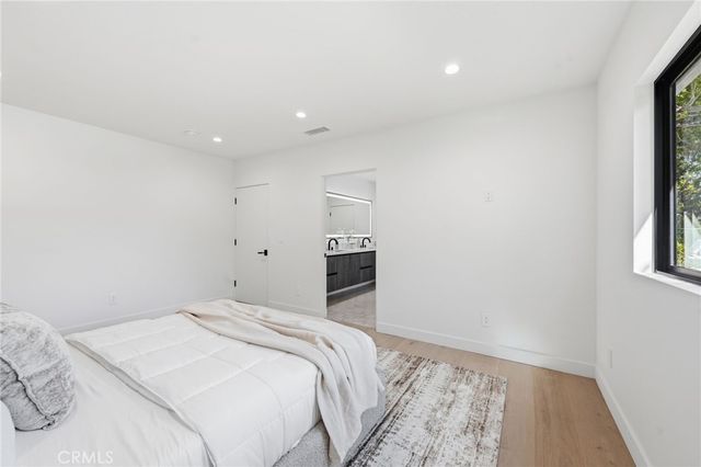 8400 White Oak, Sherwood Forest, CA 91325