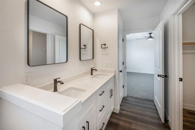 1822-1824 W Kyle Circle, Beloit, WI 53511