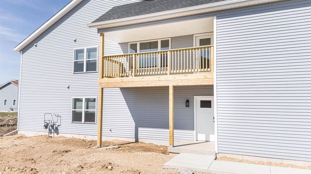 1822-1824 W Kyle Circle, Beloit, WI 53511