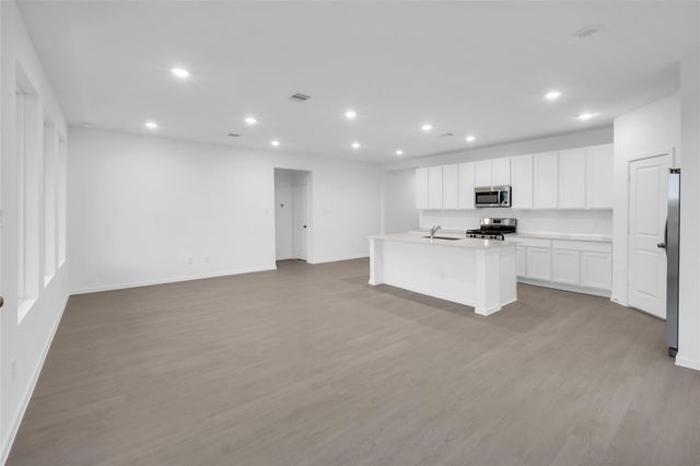 236 Orchard Cove, Snook, TX 77879