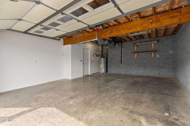 26 Mountain Creek Court, Jonesborough, TN 37659