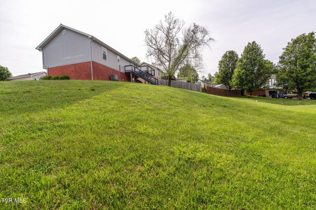 26 Mountain Creek Court, Jonesborough, TN 37659