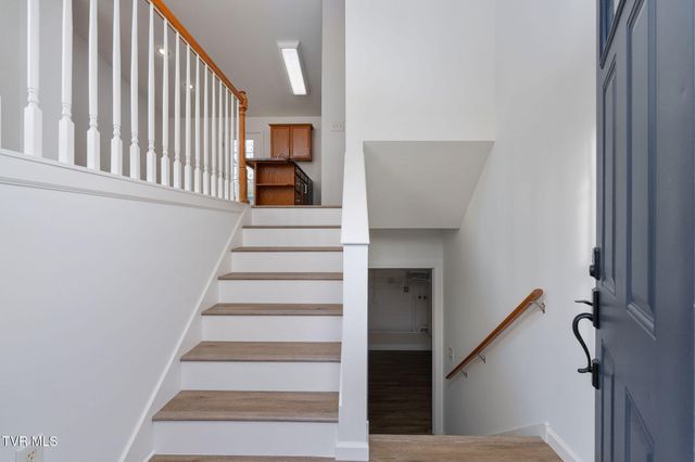26 Mountain Creek Court, Jonesborough, TN 37659