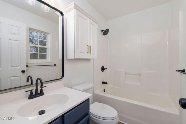26 Mountain Creek Court, Jonesborough, TN 37659