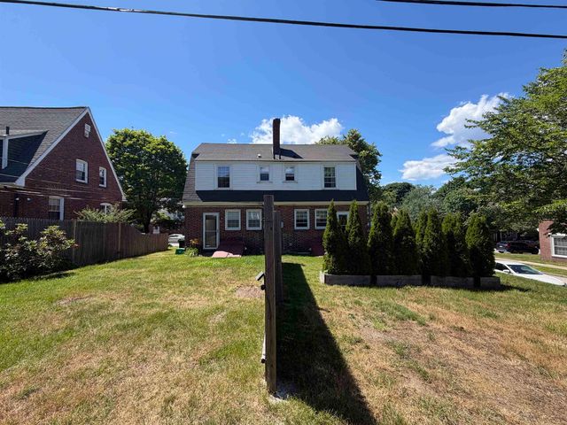 648 Kearsarge Way, Portsmouth, NH 03801