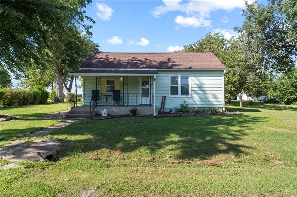 244 Locust Street, Everest, KS 66424 — exterior
