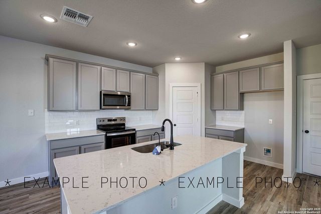 6538 Bufflehead Bend, Leon Valley, TX 78240