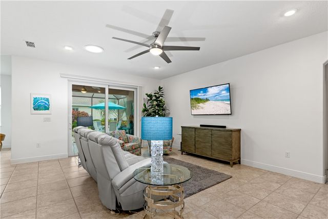 3415 Diamond Leaf Drive, Vero Beach, FL 32966
