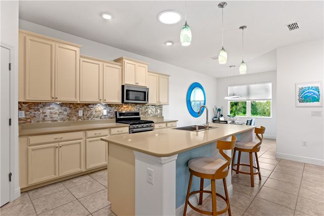 3415 Diamond Leaf Drive, Vero Beach, FL 32966