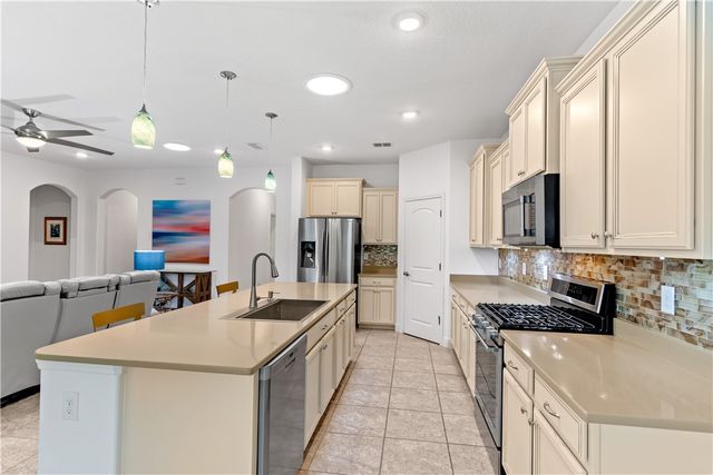3415 Diamond Leaf Drive, Vero Beach, FL 32966