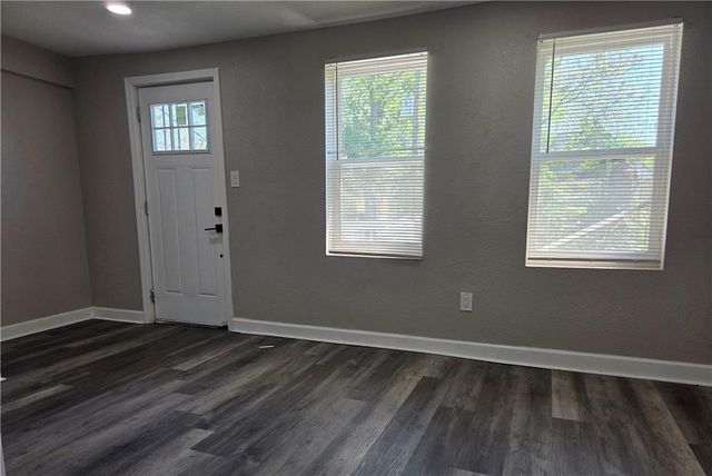 3321 Wabash Avenue, Kansas City, MO 64109