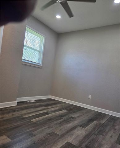 3321 Wabash Avenue, Kansas City, MO 64109