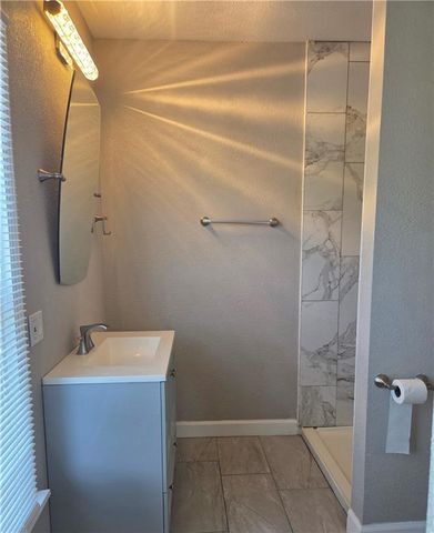 3321 Wabash Avenue, Kansas City, MO 64109