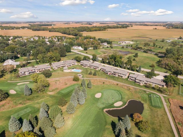 972 Rolling Greens Lane NW, Hutchinson, MN 55350