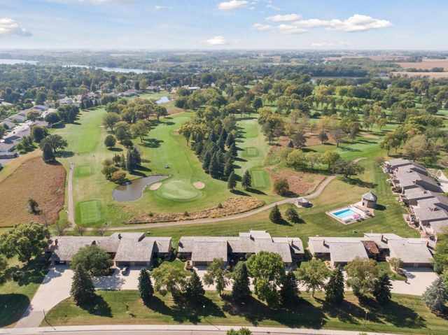 972 Rolling Greens Lane NW, Hutchinson, MN 55350