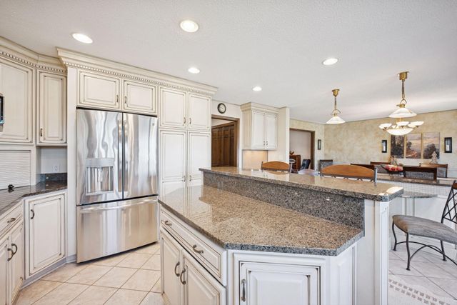 972 Rolling Greens Lane NW, Hutchinson, MN 55350