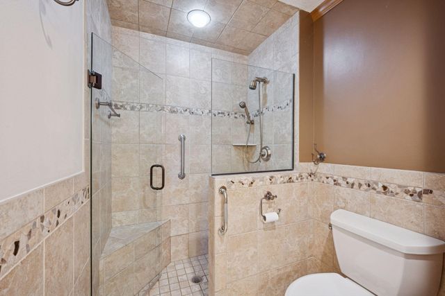 972 Rolling Greens Lane NW, Hutchinson, MN 55350