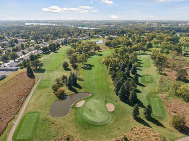 972 Rolling Greens Lane NW, Hutchinson, MN 55350