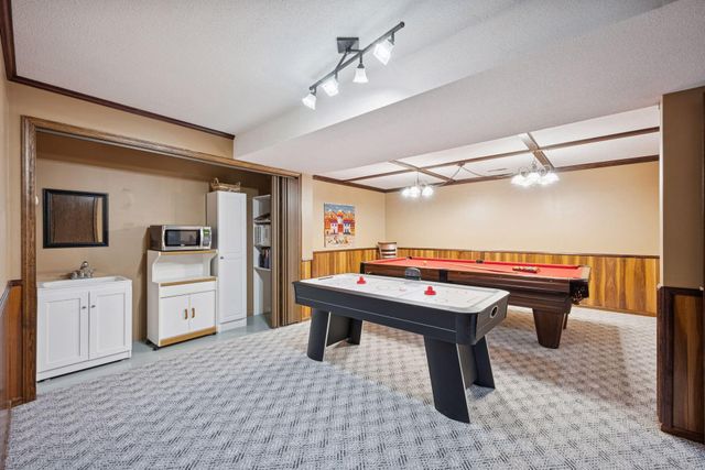 972 Rolling Greens Lane NW, Hutchinson, MN 55350