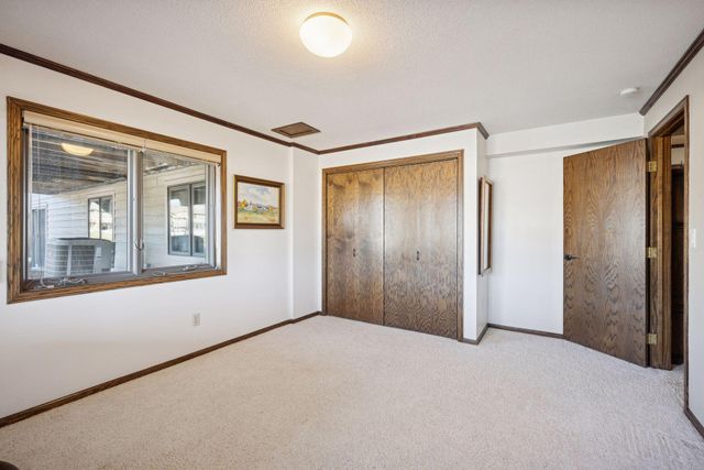 972 Rolling Greens Lane NW, Hutchinson, MN 55350