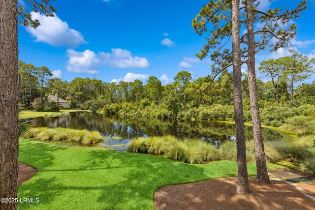 11 Foot Point Road, Hilton Head Island, SC 29928