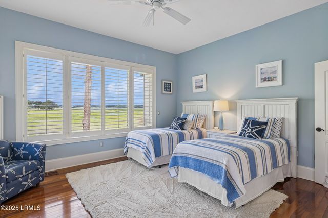 11 Foot Point Road, Hilton Head Island, SC 29928