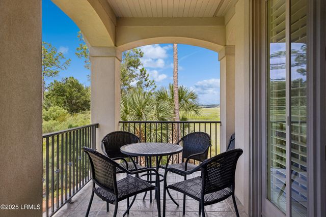 11 Foot Point Road, Hilton Head Island, SC 29928