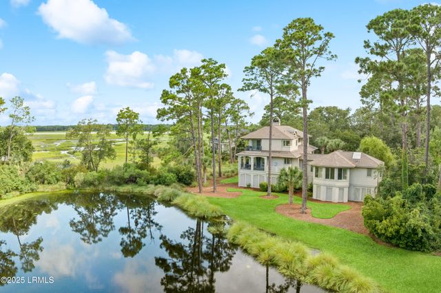 11 Foot Point Road, Hilton Head Island, SC 29928