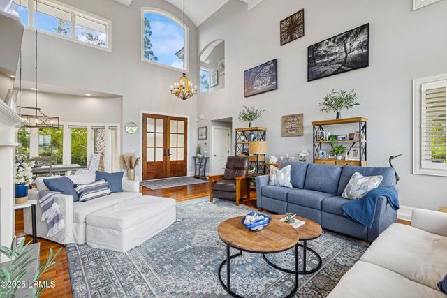 11 Foot Point Road, Hilton Head Island, SC 29928