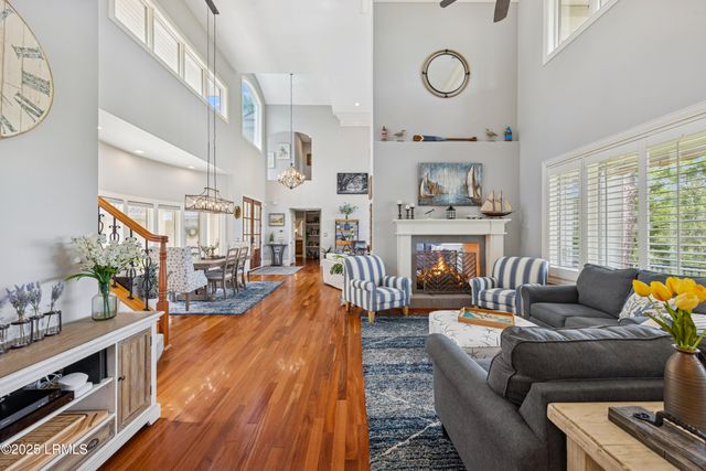 11 Foot Point Road, Hilton Head Island, SC 29928