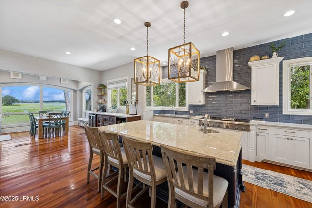 11 Foot Point Road, Hilton Head Island, SC 29928