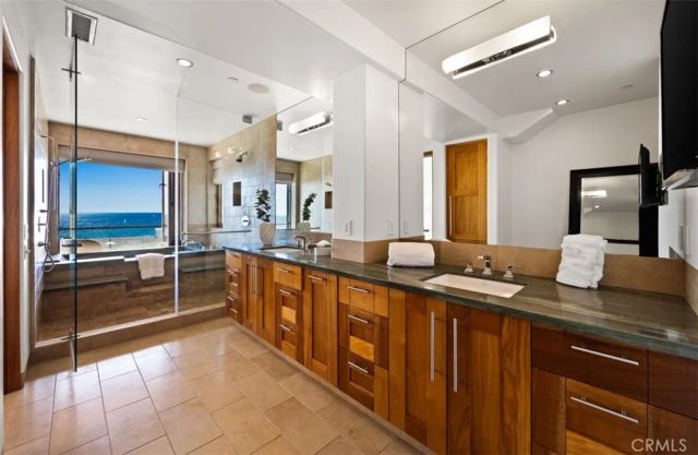 2615 Victoria, Laguna Beach, CA 92651