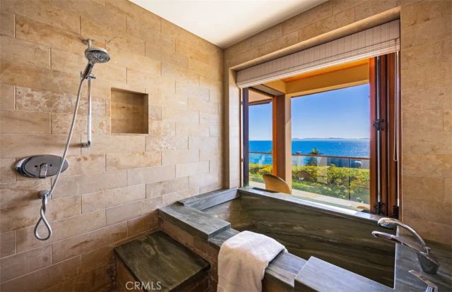 2615 Victoria, Laguna Beach, CA 92651