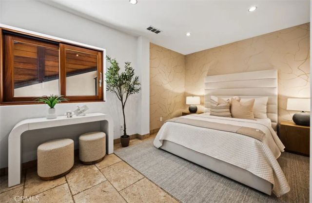 2615 Victoria, Laguna Beach, CA 92651