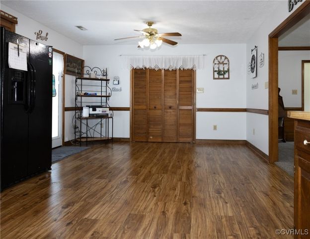 5305 Swift Hill Ln, Sandston, VA 23150