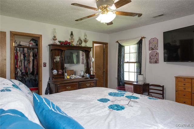 5305 Swift Hill Ln, Sandston, VA 23150
