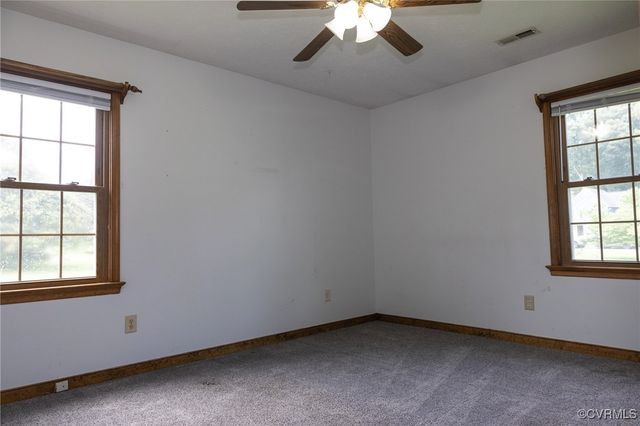 5305 Swift Hill Ln, Sandston, VA 23150