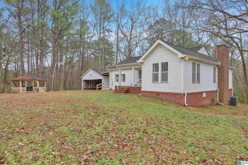406 TRAFFORD ROAD, Warrior, AL 35180