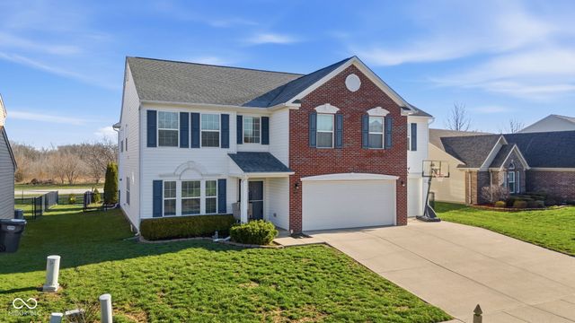 5850 Columbia Circle, Greenwood, IN 46142