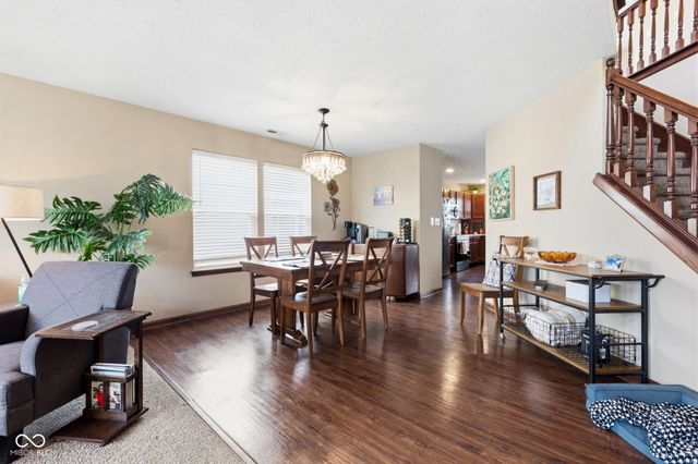 5850 Columbia Circle, Greenwood, IN 46142