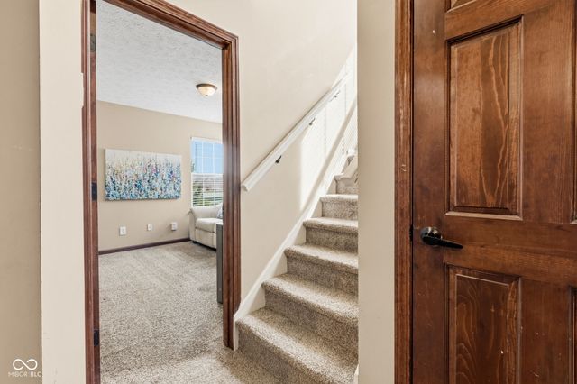 5850 Columbia Circle, Greenwood, IN 46142