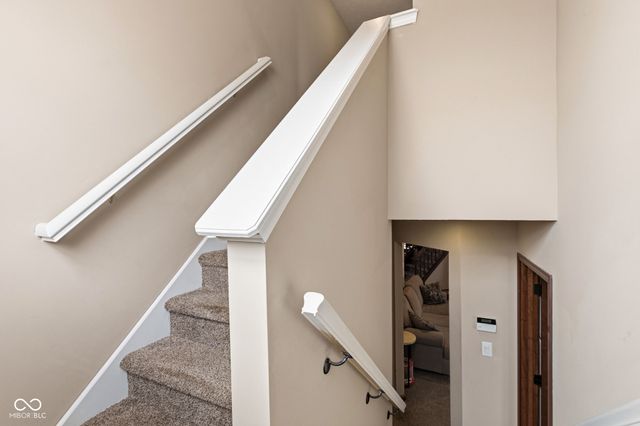 5850 Columbia Circle, Greenwood, IN 46142