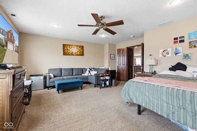 5850 Columbia Circle, Greenwood, IN 46142