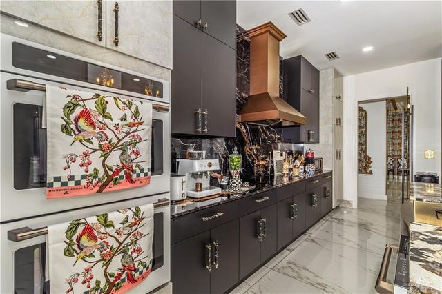 3111 Emerald Valley Boulevard, Brownsville, TX 78526