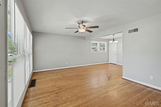 570 Saint Christina Lane, Florissant, MO 63031