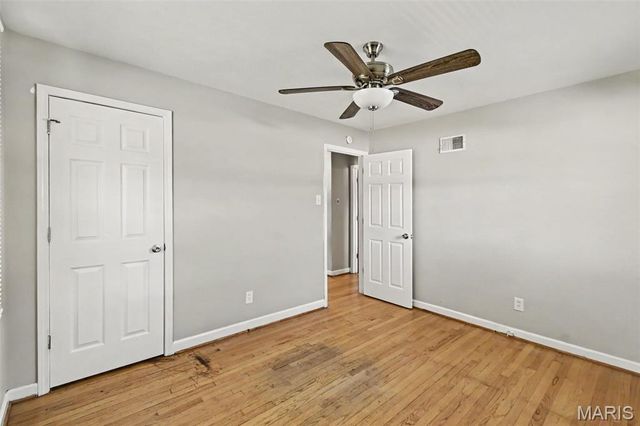570 Saint Christina Lane, Florissant, MO 63031
