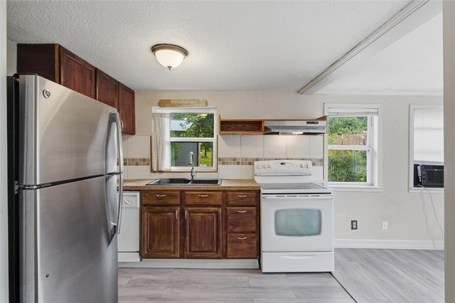 10007 Summit Drive, Rogers, AR 72758