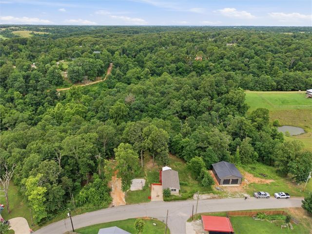 10007 Summit Drive, Rogers, AR 72758