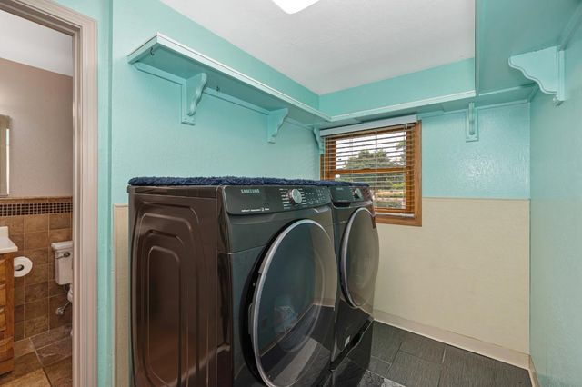 6965 Auburn Blvd, Citrus Heights, CA 95621